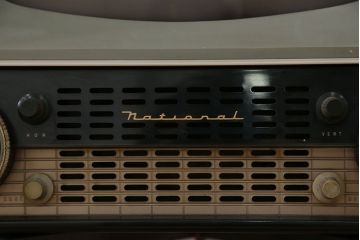 アンティーク雑貨　昭和レトロ ジャンク品 ナショナル製 アンティークテレビ