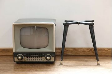 アンティーク雑貨　昭和レトロ ジャンク品 ナショナル製 アンティークテレビ