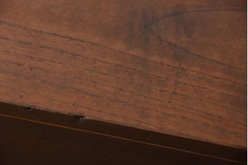 アンティーク家具　アンティーク 上質な造りの桐材鉄脚ローチェスト(1、桐箪笥、桐たんす) (ローボード、桐箪笥、桐たんす)