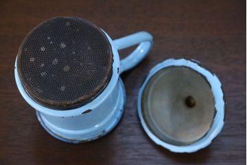 アンティーク雑貨　ジャンク品 フランスアンティーク ホーロー製 ティーポット(3)(コーヒーポット)