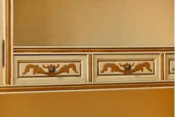 中古 スペインビンテージ エキゾチック キャビネット(カップボード)