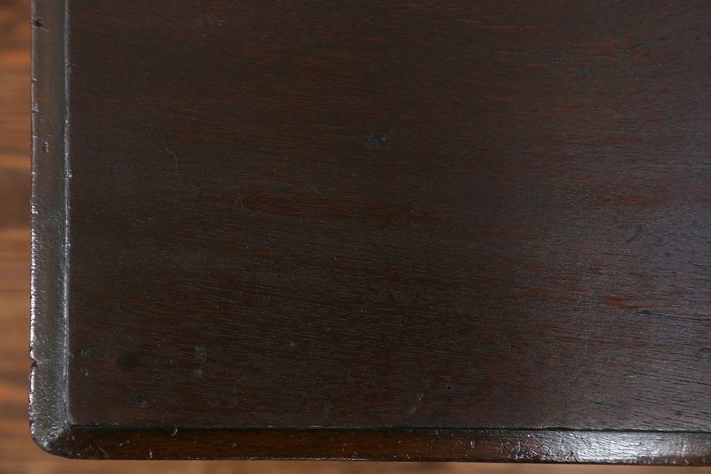 アンティーク家具　アンティーク 古い栓材の上質なローボード(テレビボード)