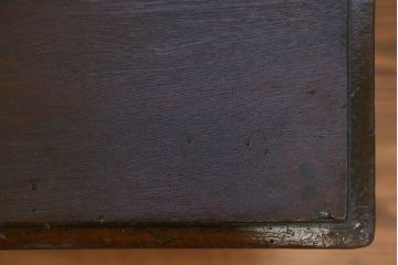 アンティーク家具　アンティーク 古い栓材の上質なローボード(テレビボード)