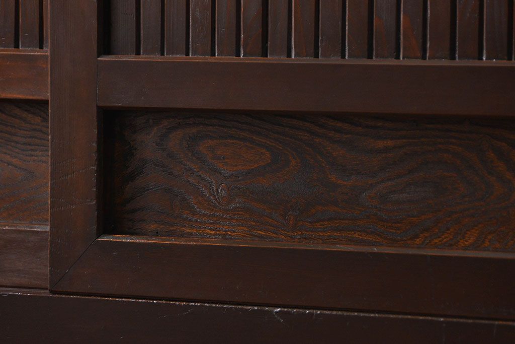 アンティーク家具　古民具・骨董 モダンで上質な背の高い六尺水屋箪笥(食器棚、収納棚)