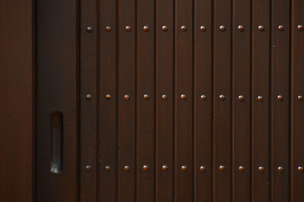 アンティーク家具　古民具・骨董 モダンで上質な背の高い六尺水屋箪笥(食器棚、収納棚)