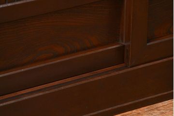 アンティーク家具　古民具・骨董 モダンで上質な背の高い六尺水屋箪笥(食器棚、収納棚)