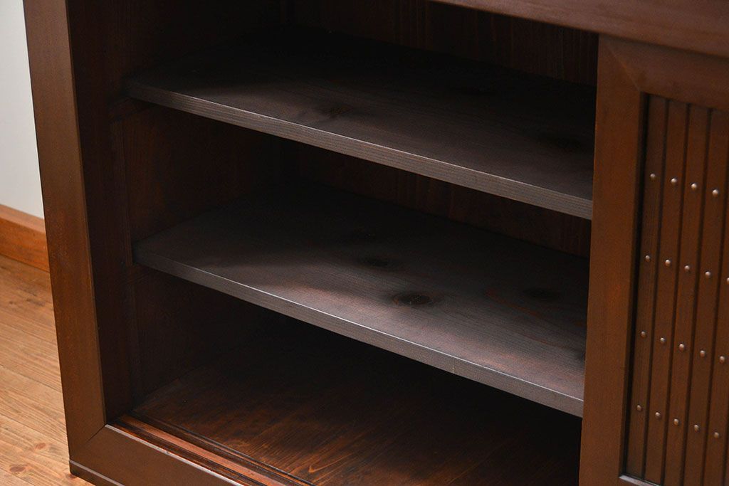 アンティーク家具　古民具・骨董 モダンで上質な背の高い六尺水屋箪笥(食器棚、収納棚)