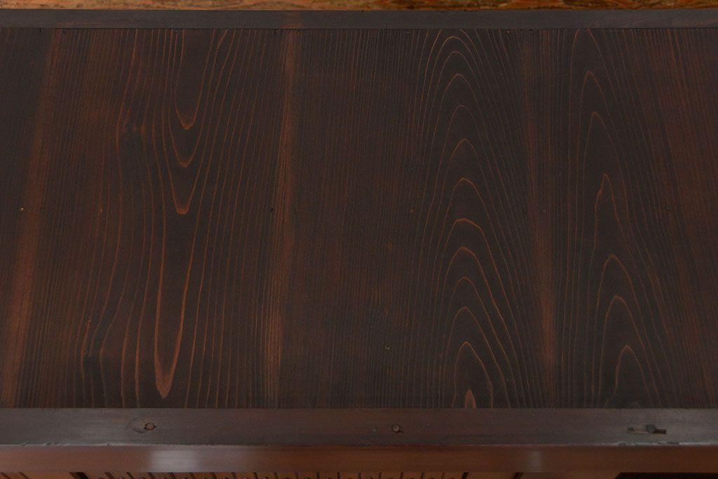 アンティーク家具　古民具・骨董 モダンで上質な背の高い六尺水屋箪笥(食器棚、収納棚)