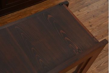 アンティーク家具　古民具・骨董 モダンで上質な背の高い六尺水屋箪笥(食器棚、収納棚)