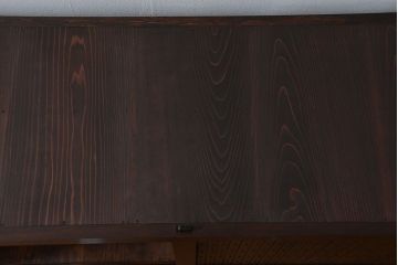 アンティーク家具　古民具・骨董 モダンで上質な背の高い六尺水屋箪笥(食器棚、収納棚)