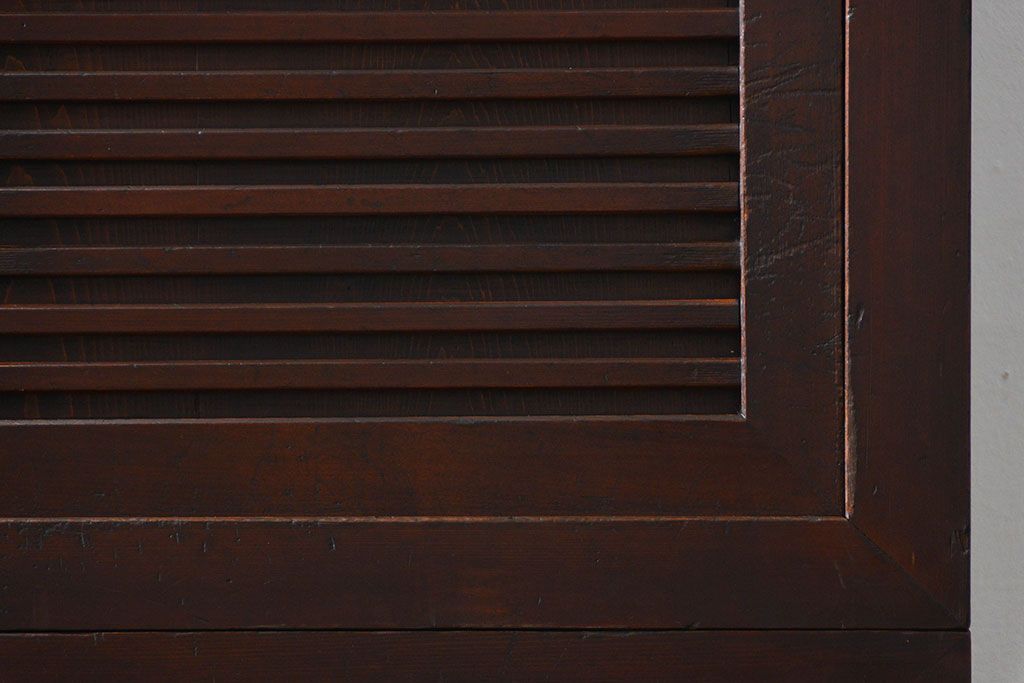 アンティーク家具　古民具・骨董 分厚い金具の美濃帳場箪笥