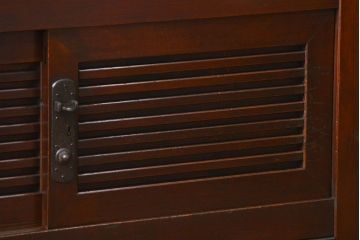 アンティーク家具　古民具・骨董 分厚い金具の美濃帳場箪笥