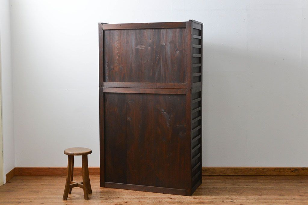 アンティーク家具　古民具・骨董 分厚い金具の美濃帳場箪笥