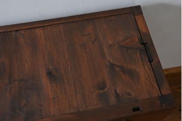 アンティーク家具　古民具・骨董 分厚い金具の美濃帳場箪笥