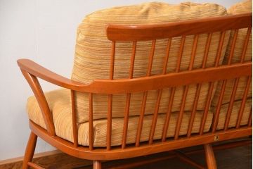 中古 飛騨産業 キツツキマーク 2人掛けソファ(2Pソファ)