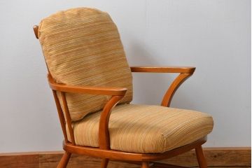 中古 飛騨産業 キツツキマーク 1人掛けソファ(2)(1Pソファ)