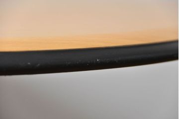 中古美品　ハーマン・ミラー　ティアドロップテーブル