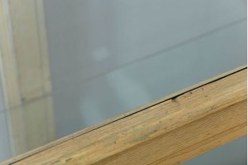アンティーク家具 アンティーク 味のあるペンキのはげた大きなガラスケース(ショーケース)