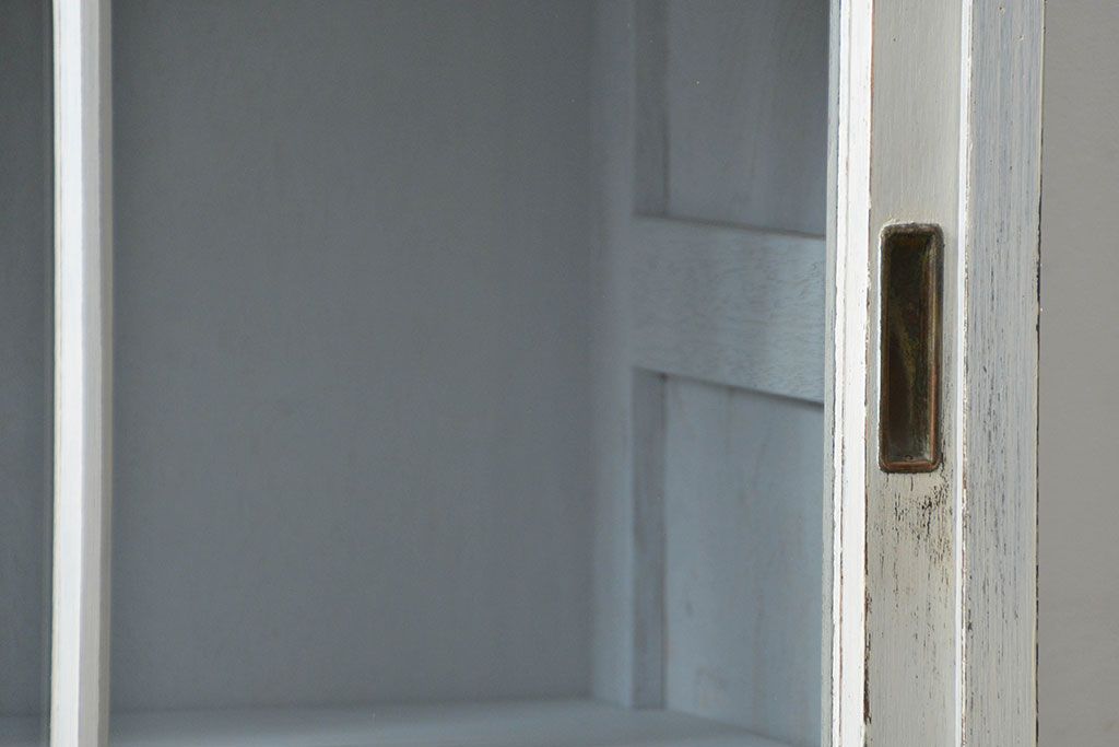 アンティーク家具　アンティークペイント　大きな二段重ねキャビネット(食器棚、収納棚)