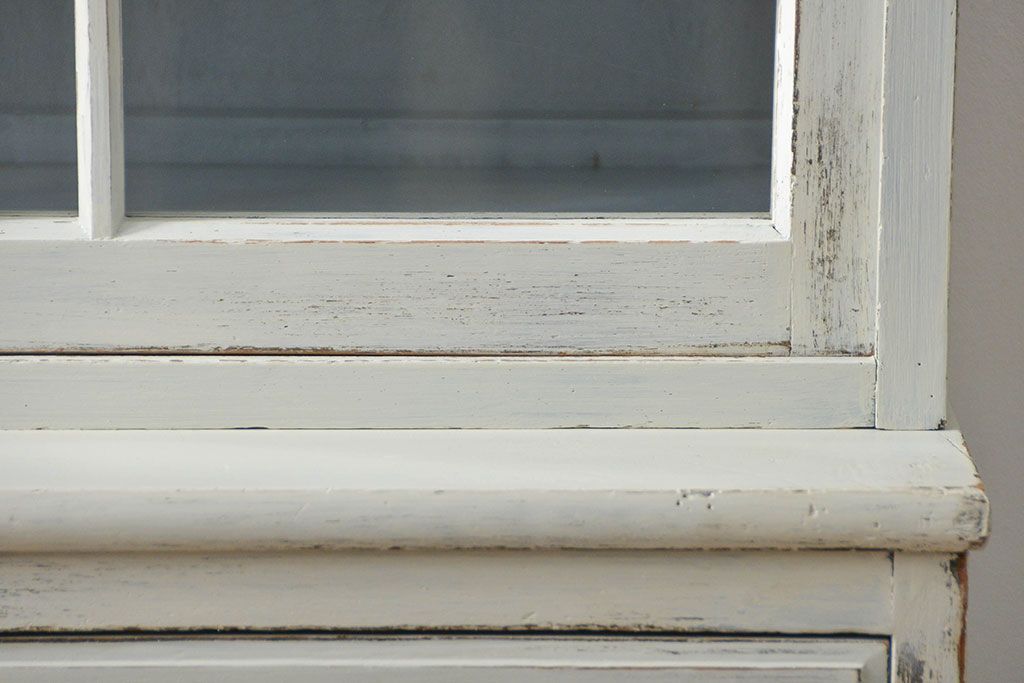 アンティーク家具　アンティークペイント　大きな二段重ねキャビネット(食器棚、収納棚)