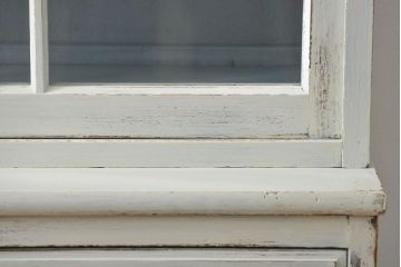 アンティーク家具　アンティークペイント　大きな二段重ねキャビネット(食器棚、収納棚)