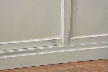 アンティーク家具　アンティークペイント　大きな二段重ねキャビネット(食器棚、収納棚)