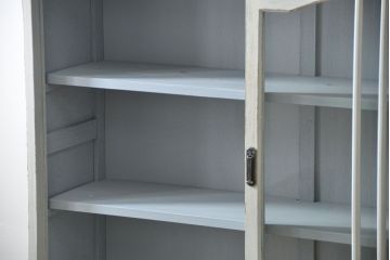 アンティーク家具　アンティークペイント　大きな二段重ねキャビネット(食器棚、収納棚)