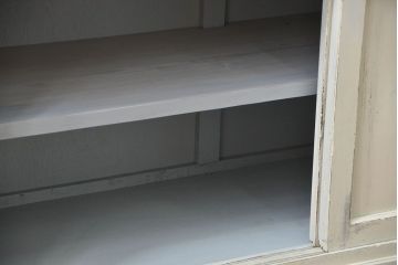 アンティーク家具　アンティークペイント　大きな二段重ねキャビネット(食器棚、収納棚)