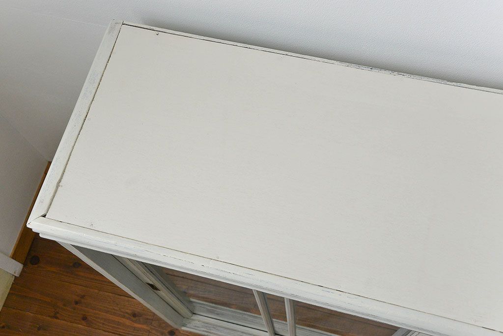 アンティーク家具　アンティークペイント　大きな二段重ねキャビネット(食器棚、収納棚)