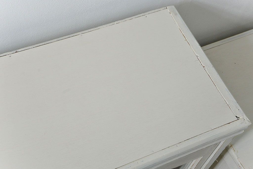 アンティーク家具　アンティークペイント　大きな二段重ねキャビネット(食器棚、収納棚)