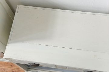 アンティーク家具　アンティークペイント　大きな二段重ねキャビネット(食器棚、収納棚)