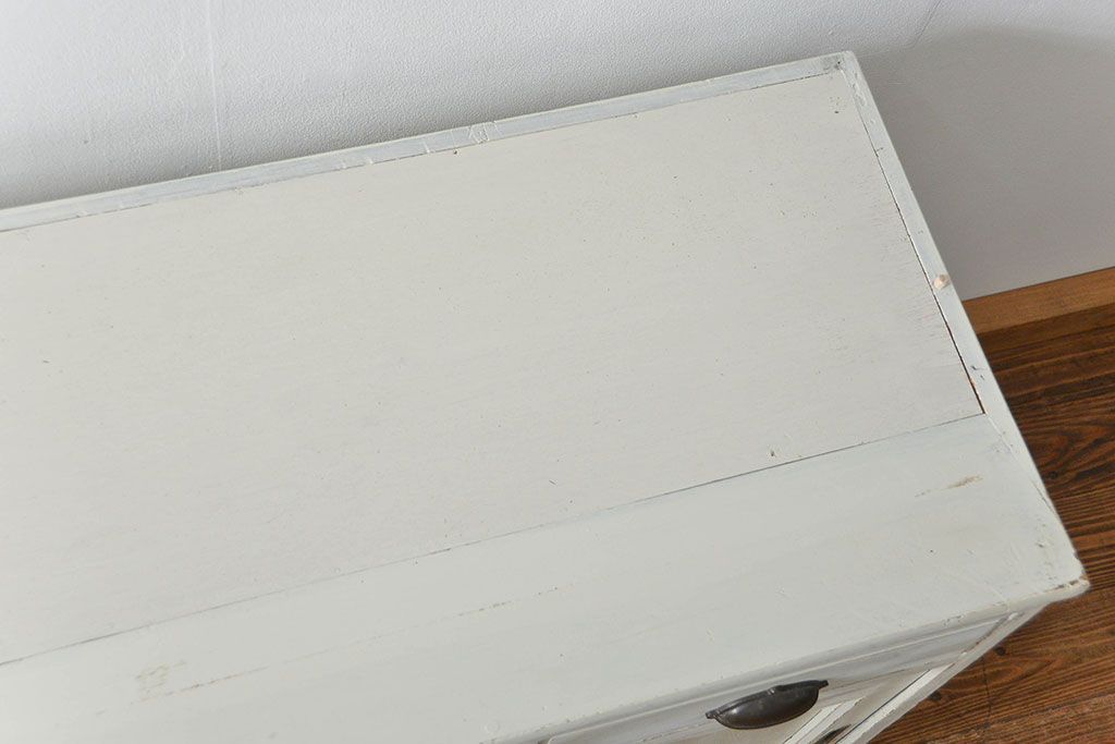 アンティーク家具　アンティークペイント　大きな二段重ねキャビネット(食器棚、収納棚)