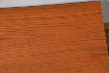 ヴィンテージ家具　北欧ビンテージ　G-PLAN　小振りなチェスト(2)