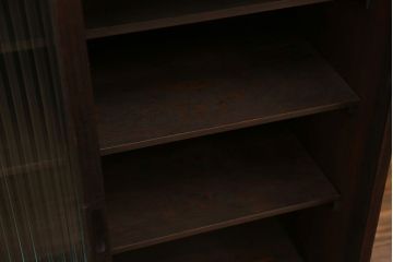 アンティーク家具　アンティーク モールガラス入りの小さな収納棚