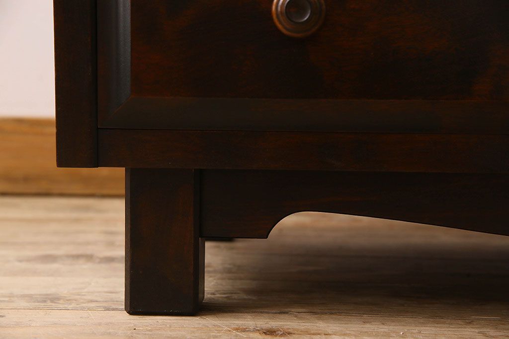 北海道民芸家具　シックな風合いのチェスト(ローボード)(1)