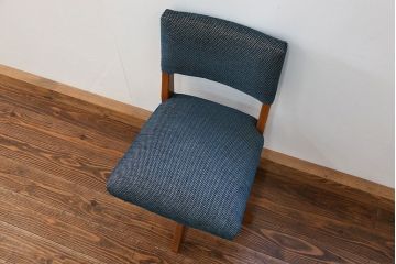 アンティーク家具　アンティーク 古い木の小さな回転椅子(1)(回転イス、チェア)