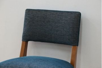 アンティーク家具　アンティーク 古い木の小さな回転椅子(1)(回転イス、チェア)