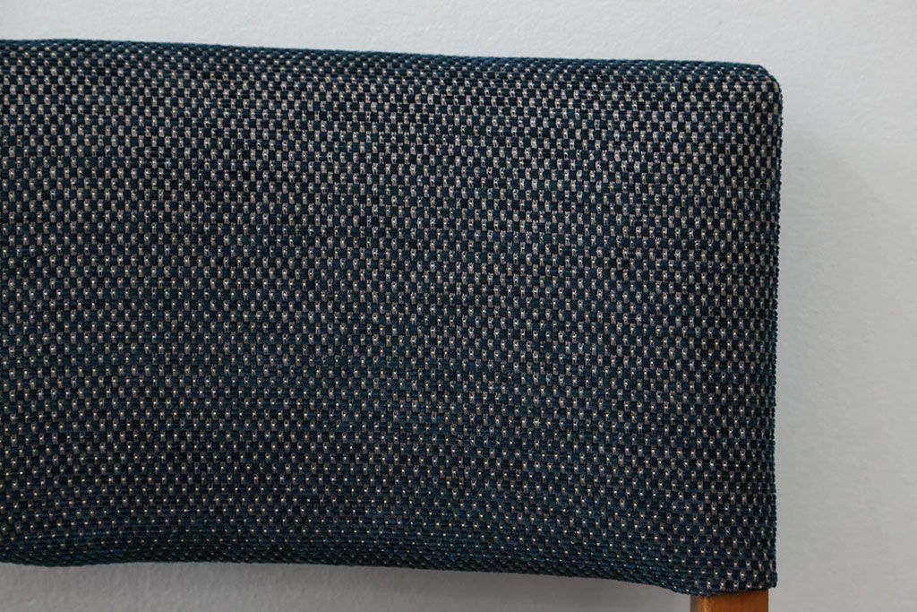 アンティーク家具　アンティーク 古い木の小さな回転椅子(1)(回転イス、チェア)