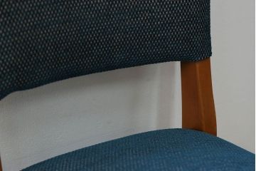 アンティーク家具　アンティーク 古い木の小さな回転椅子(1)(回転イス、チェア)