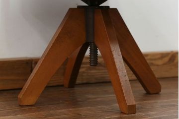 アンティーク家具　アンティーク 古い木の小さな回転椅子(1)(回転イス、チェア)