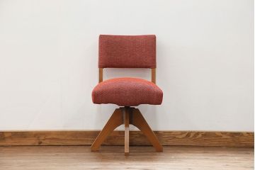 アンティーク家具　アンティーク 古い木の小さな回転椅子(2)(回転イス、チェア)