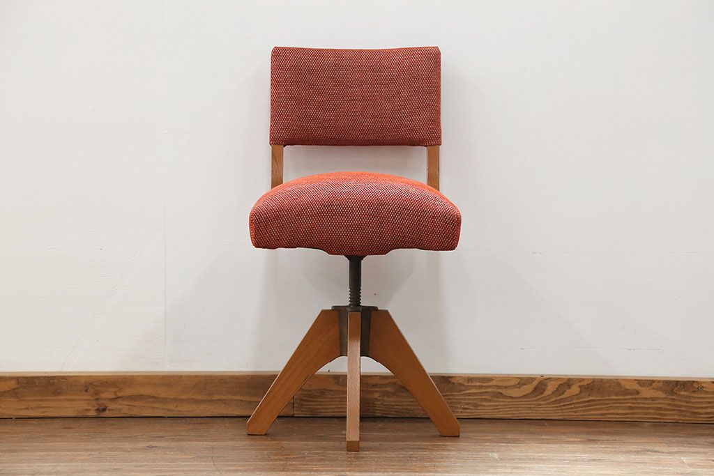 アンティーク家具　アンティーク 古い木の小さな回転椅子(2)(回転イス、チェア)