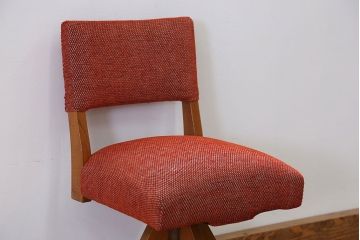 アンティーク家具　アンティーク 古い木の小さな回転椅子(2)(回転イス、チェア)