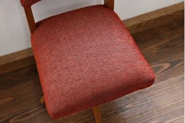 アンティーク家具　アンティーク 古い木の小さな回転椅子(2)(回転イス、チェア)