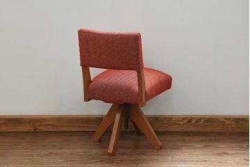 アンティーク家具　アンティーク 古い木の小さな回転椅子(2)(回転イス、チェア)