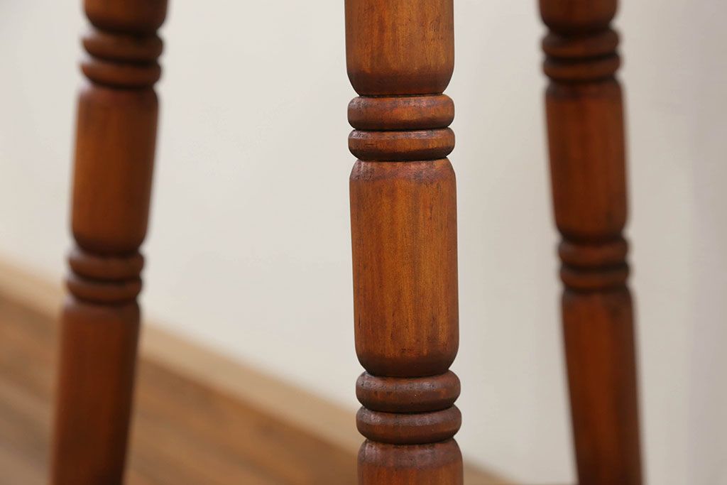 中古 かわいいデザインの木製スツール(丸椅子)