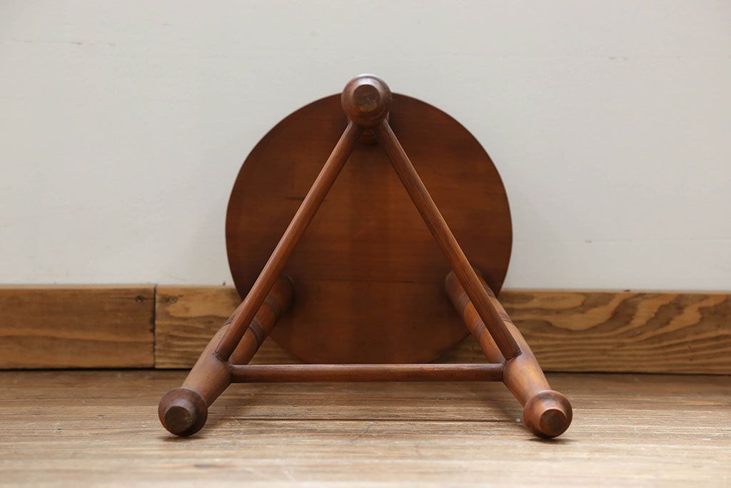 中古 かわいいデザインの木製スツール(丸椅子)