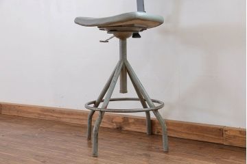 ヴィンテージ家具　イギリスビンテージ ファクトリー 回転椅子(1)(チェア、イス)