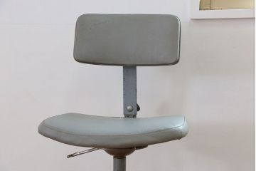 ヴィンテージ家具　イギリスビンテージ ファクトリー 回転椅子(1)(チェア、イス)