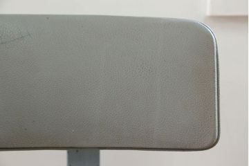 ヴィンテージ家具　イギリスビンテージ ファクトリー 回転椅子(1)(チェア、イス)